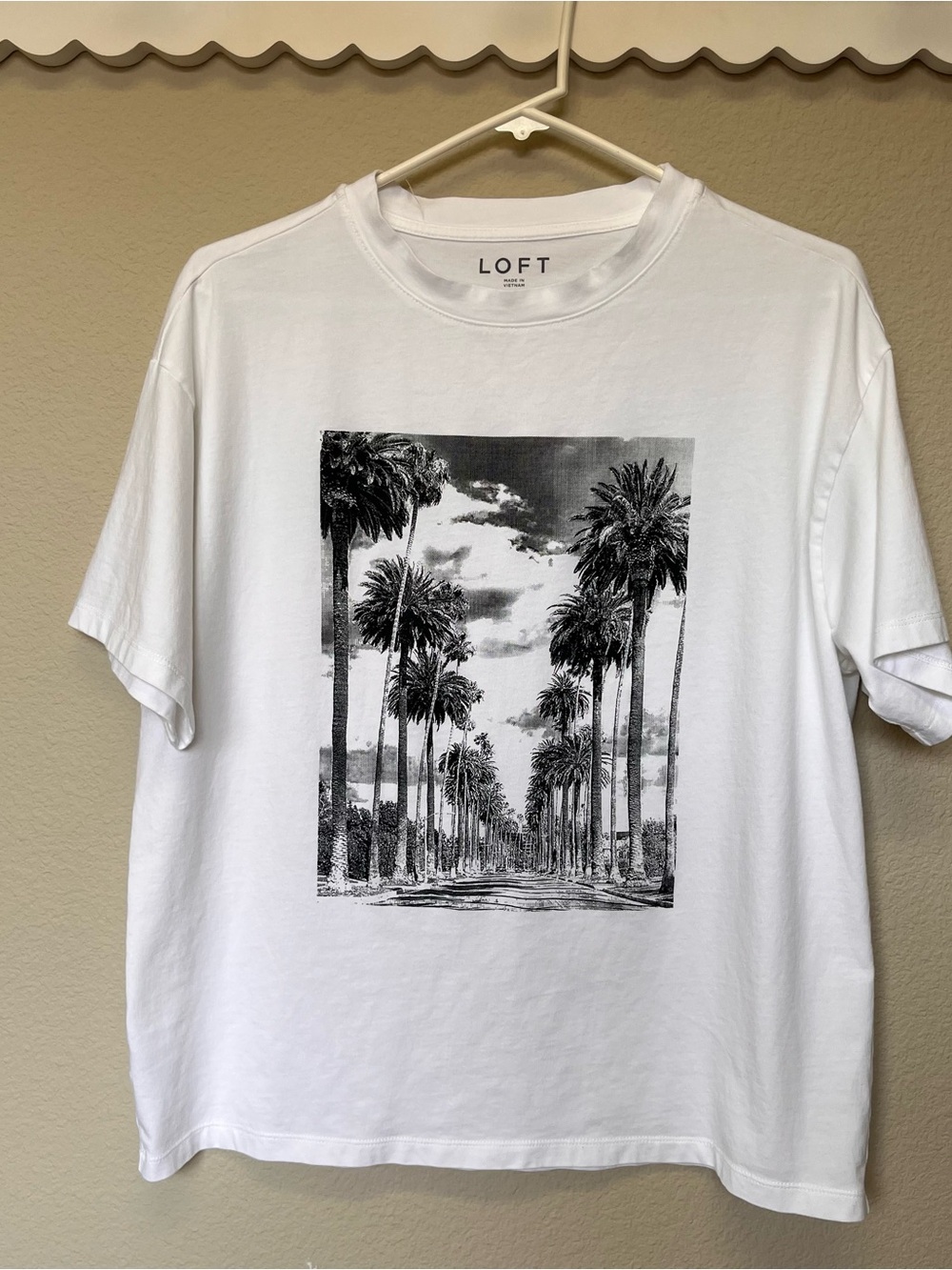 LOFT White Graphic Palm-Print Tee